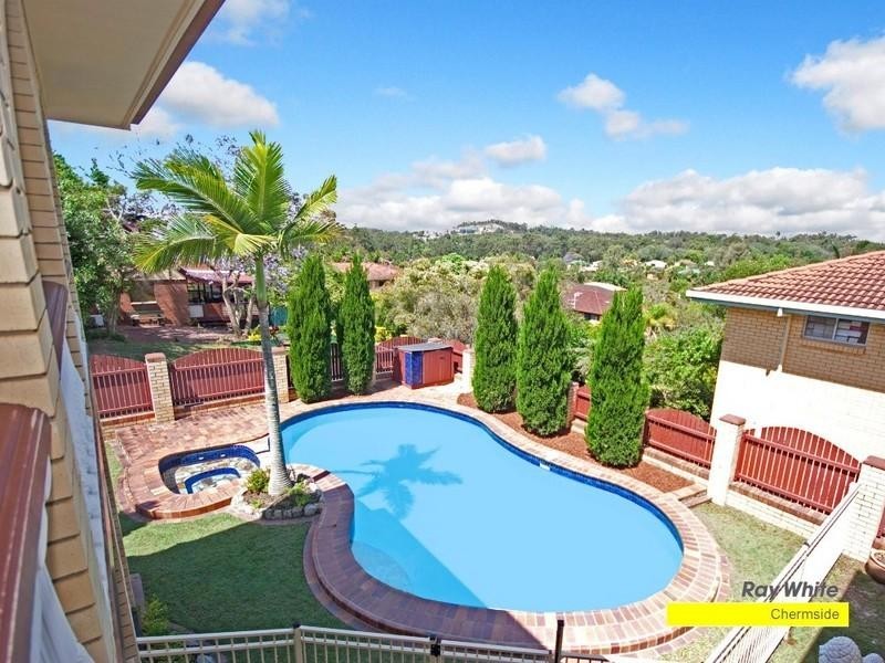 6 Poitier Street, Mcdowall QLD 4053