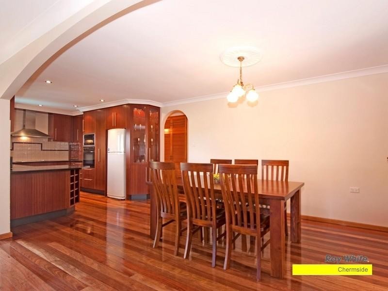 6 Poitier Street, Mcdowall QLD 4053