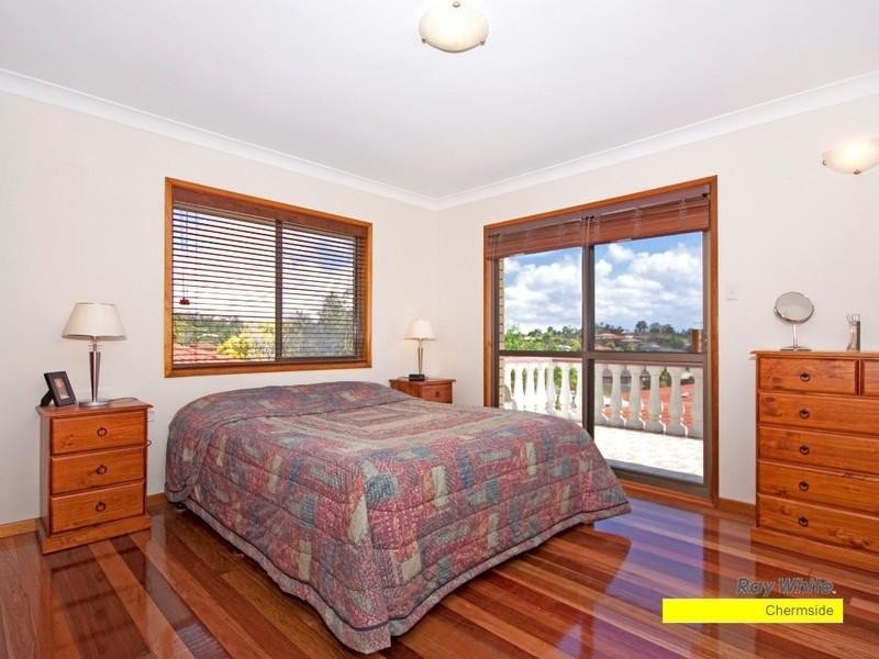 6 Poitier Street, Mcdowall QLD 4053