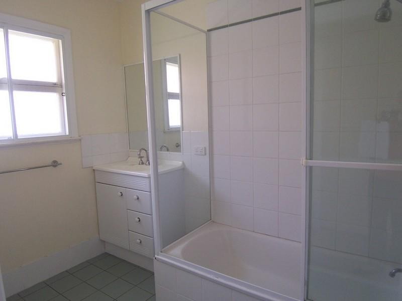28 Cressey Street, Wavell Heights QLD 4012