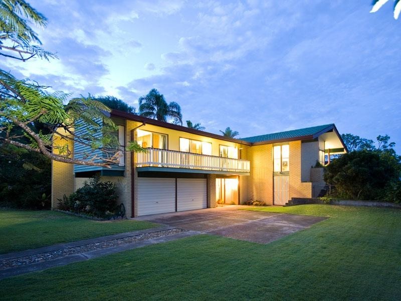 15 Ashley Road, Chermside West QLD 4032