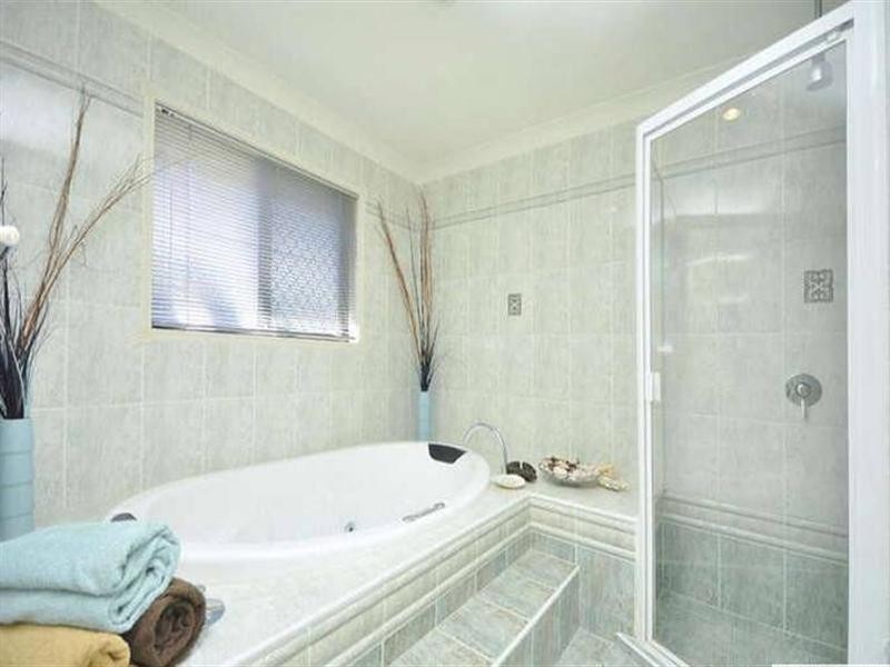 6 Tynedale Place, Carseldine QLD 4034