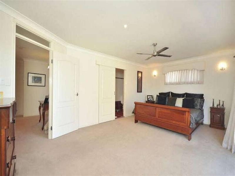 6 Tynedale Place, Carseldine QLD 4034