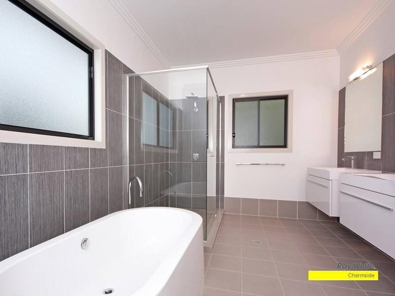 Stafford Heights QLD 4053