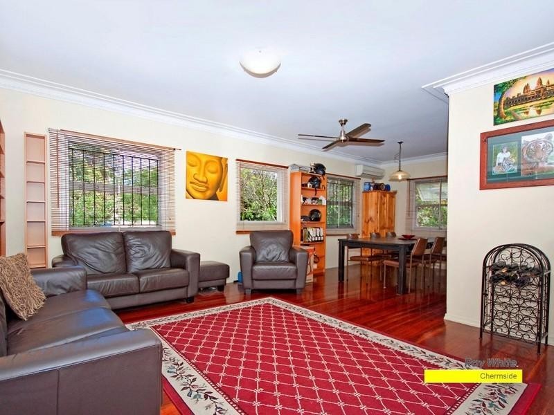 25 Park Terrace, Kedron QLD 4031