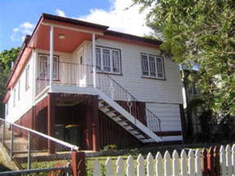 23 Evans Street, Kedron QLD 4031