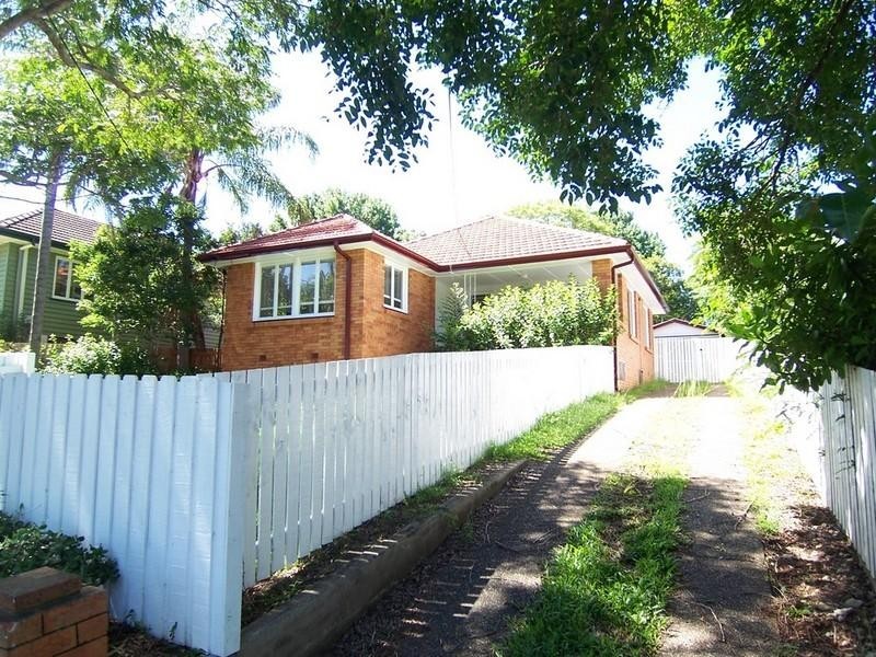 23 Ellerdale Street, Aspley QLD 4034