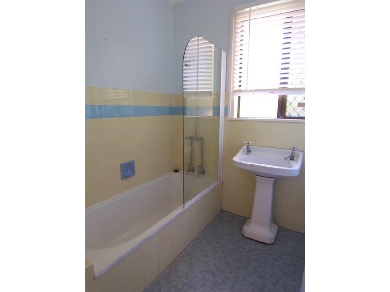 23 Ellerdale Street, Aspley QLD 4034