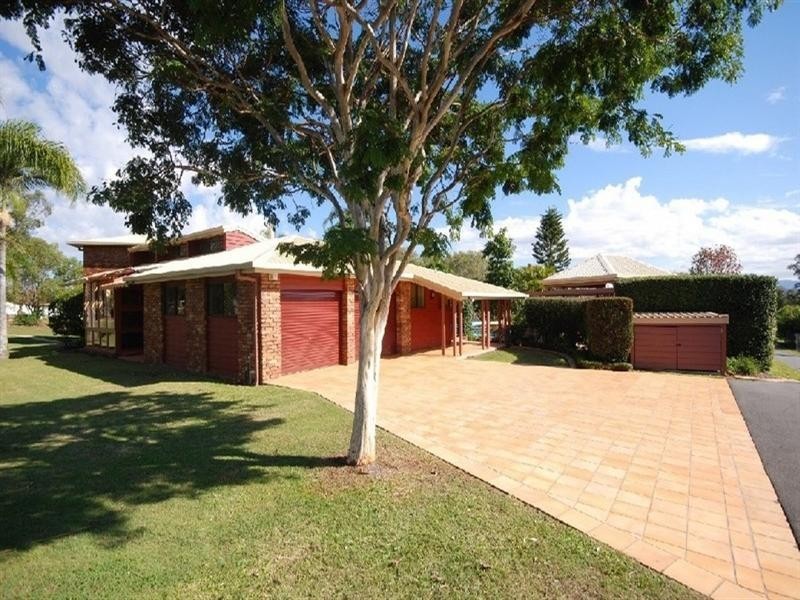 19 Priestly Road, Bridgeman Downs QLD 4035