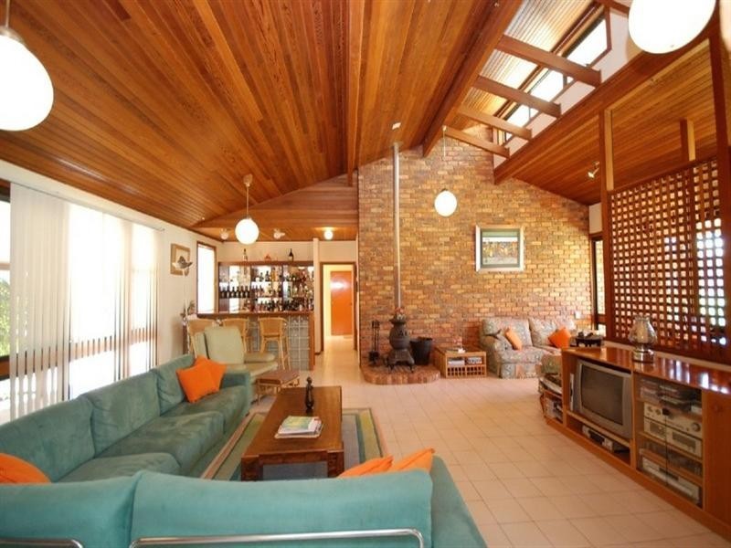 19 Priestly Road, Bridgeman Downs QLD 4035