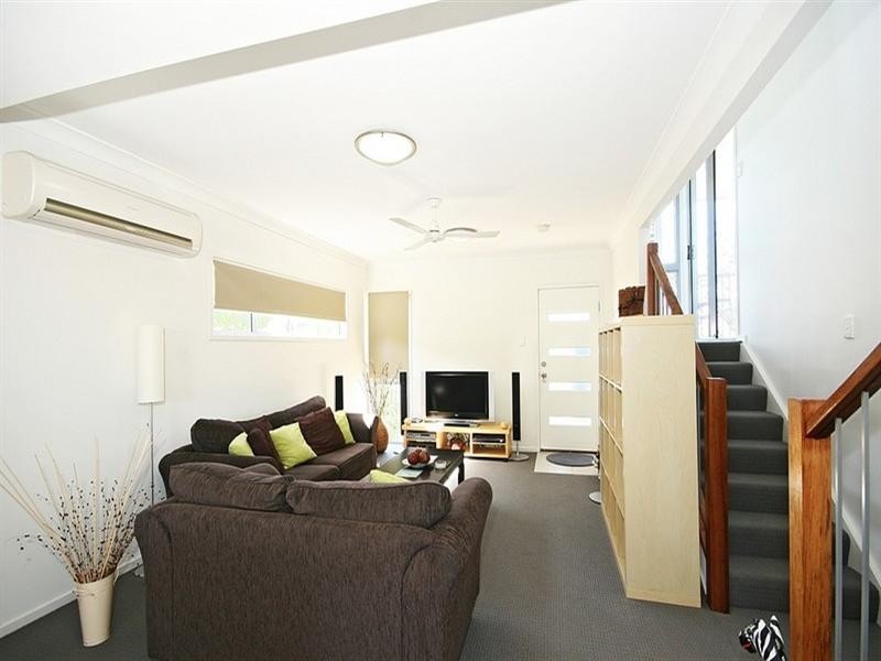 26 Bouchard Street, Chermside QLD 4032