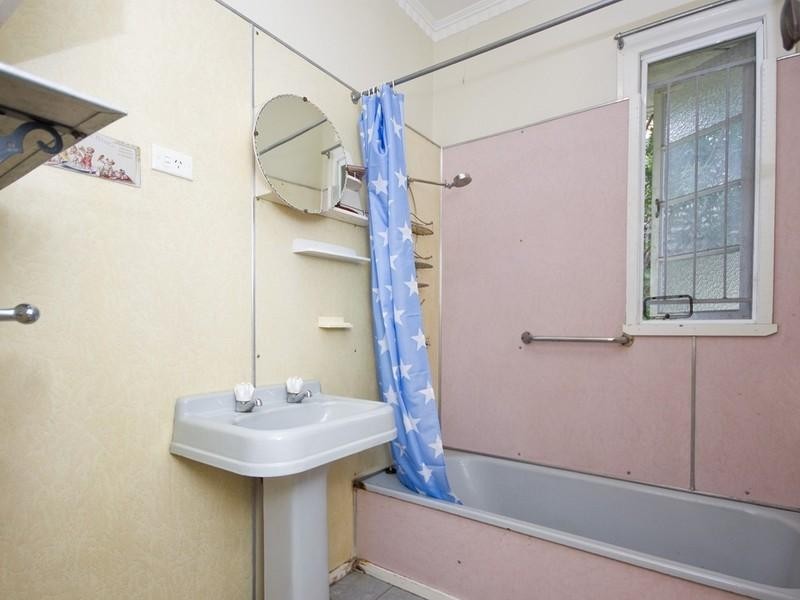 4 Exley Street, Kedron QLD 4031