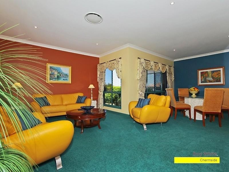 145 Streisand Drive, Mcdowall QLD 4053
