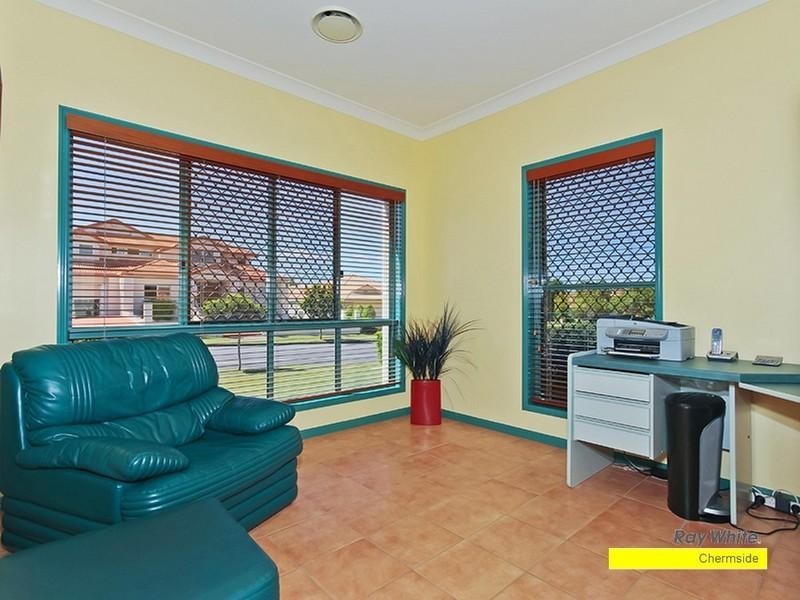 145 Streisand Drive, Mcdowall QLD 4053