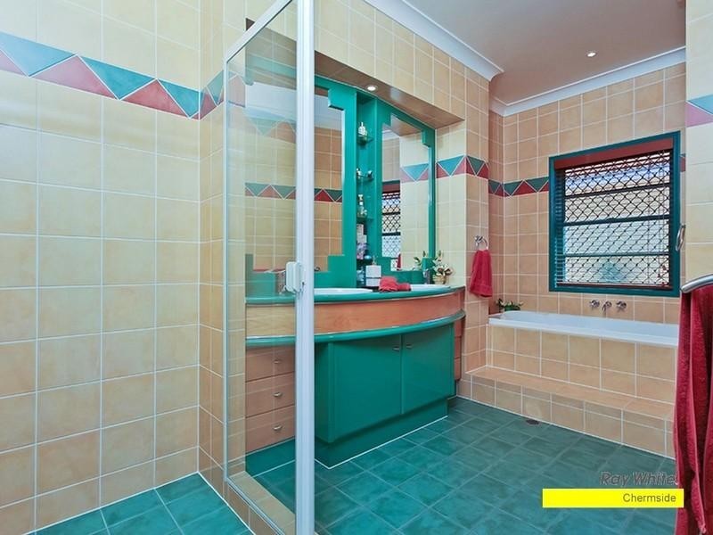 145 Streisand Drive, Mcdowall QLD 4053
