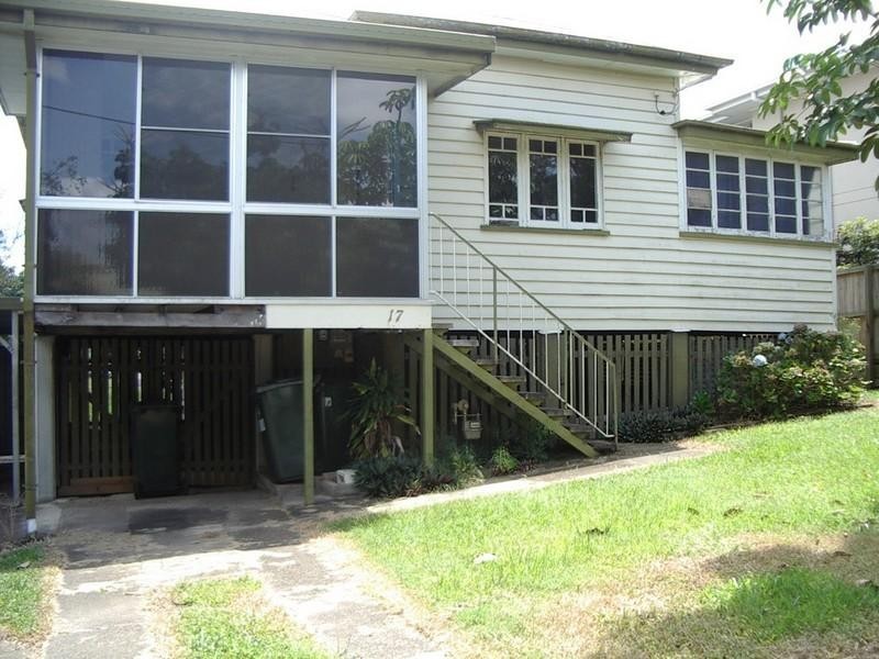17 Rhodes Street, Stafford QLD 4053