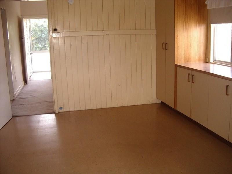 17 Rhodes Street, Stafford QLD 4053