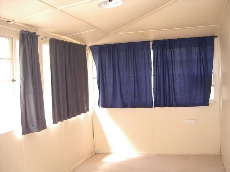 17 Rhodes Street, Stafford QLD 4053