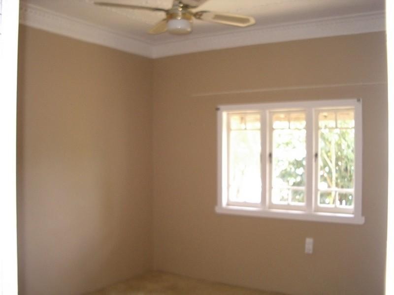 17 Rhodes Street, Stafford QLD 4053