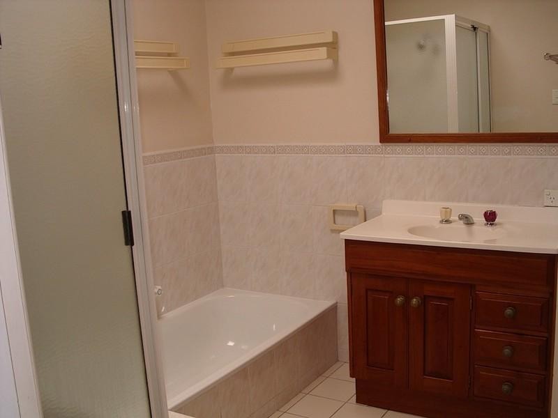 17 Rhodes Street, Stafford QLD 4053