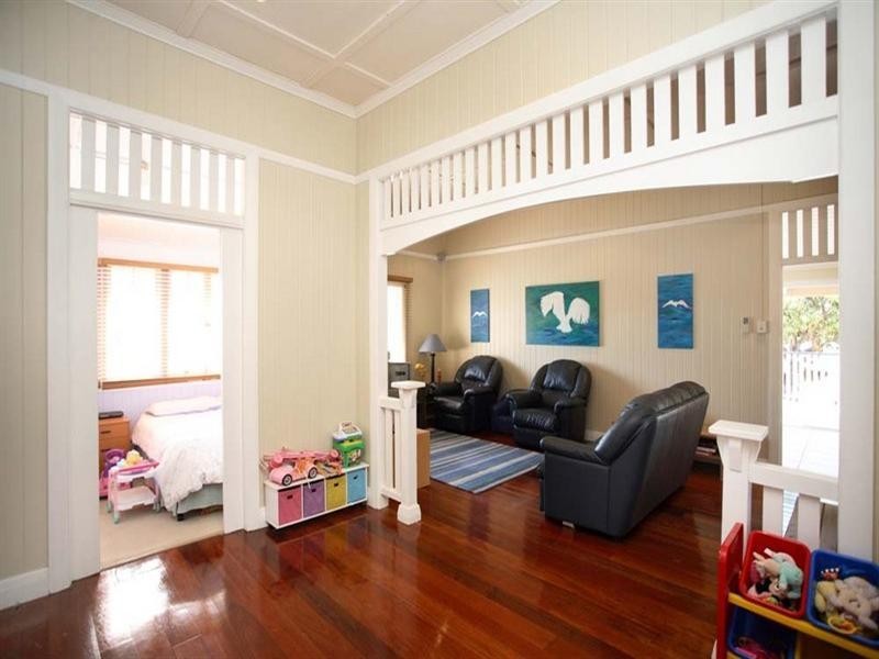 10 Pryke Street, Northgate QLD 4013