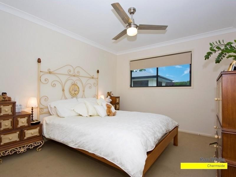 1/9 Curwen Terrace, Chermside QLD 4032