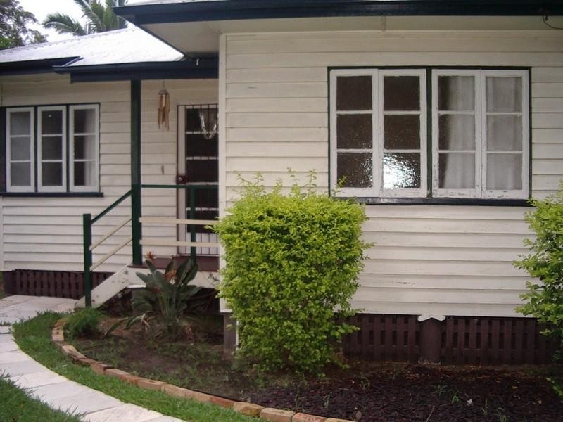 17 Newman Road, Wavell Heights QLD 4012