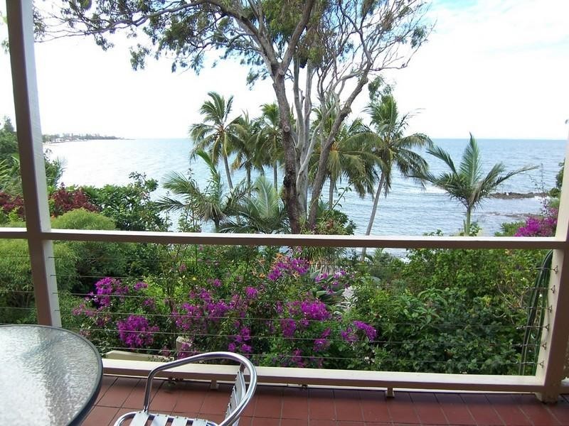 18 Whytecliffe Parade, Woody Point QLD 4019