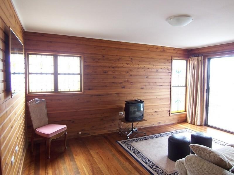 18 Whytecliffe Parade, Woody Point QLD 4019