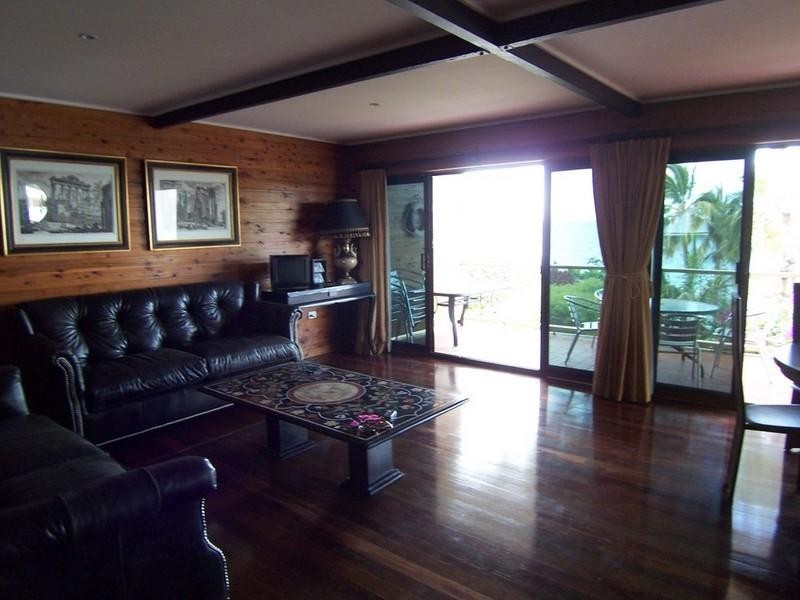 18 Whytecliffe Parade, Woody Point QLD 4019