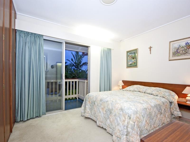 15 Ashley Road, Chermside West QLD 4032