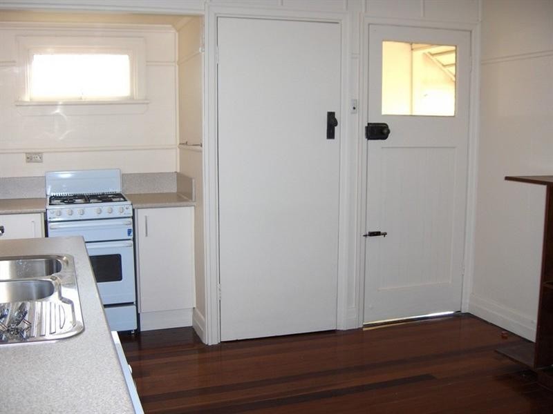 30 Emerald Street, Kedron QLD 4031