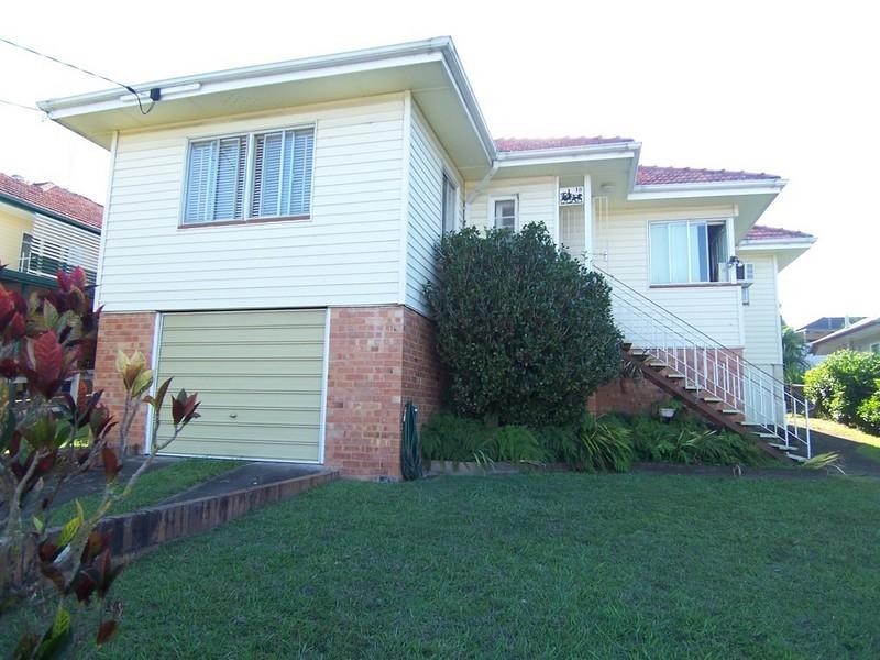 18 Pedley Street, Wavell Heights QLD 4012