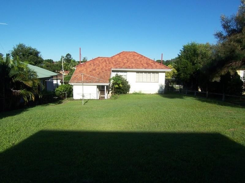 18 Pedley Street, Wavell Heights QLD 4012