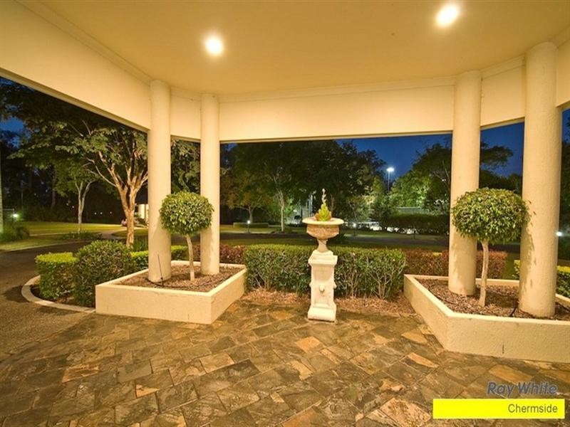 240 Ridley Road, Bridgeman Downs QLD 4035