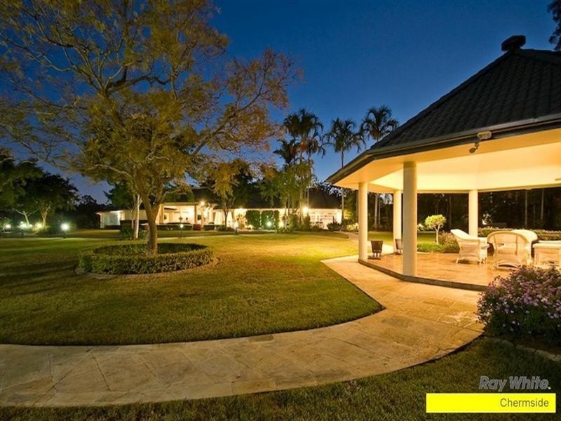 240 Ridley Road, Bridgeman Downs QLD 4035