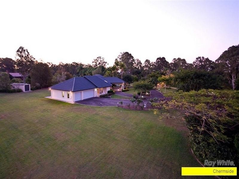240 Ridley Road, Bridgeman Downs QLD 4035