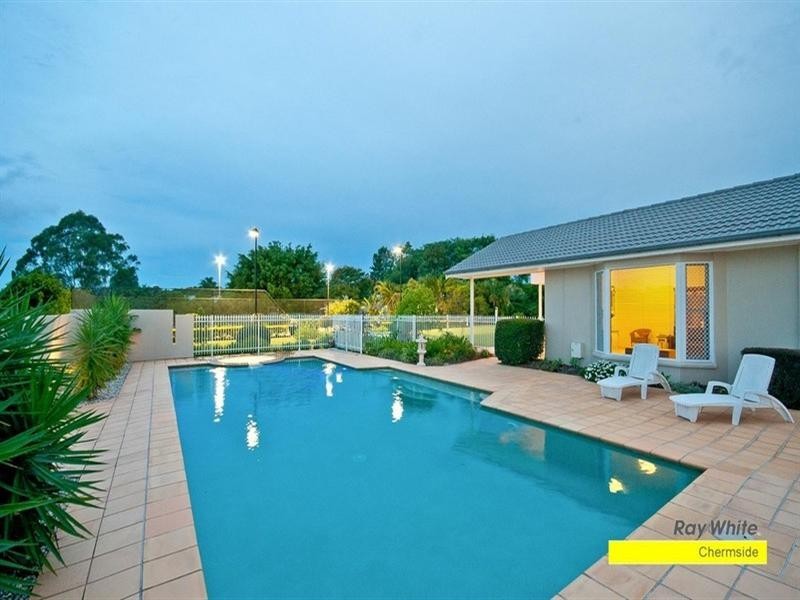 Bridgeman Downs QLD 4035