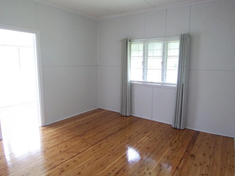 253 Earnshaw Road, Northgate QLD 4013