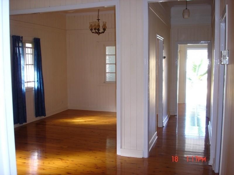 9 Bruce Street, Chermside QLD 4032