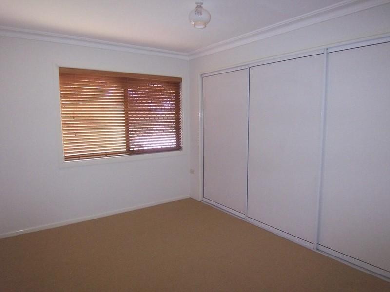 31 Ashmole Road, Redcliffe QLD 4020