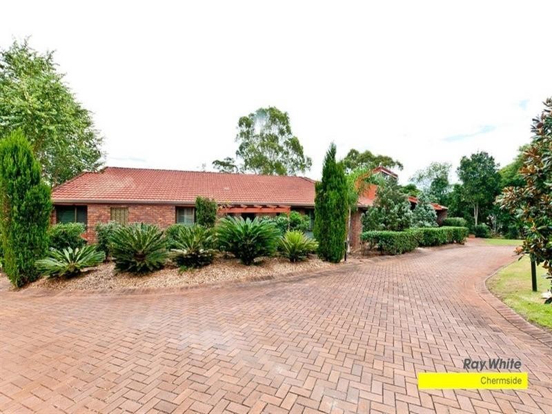 11 Quaver Court, Bridgeman Downs QLD 4035