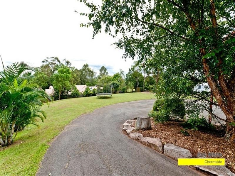 11 Quaver Court, Bridgeman Downs QLD 4035