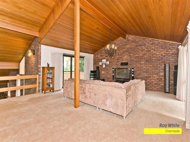 11 Quaver Court, Bridgeman Downs QLD 4035