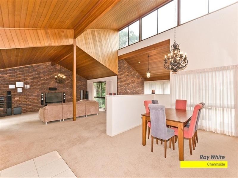 11 Quaver Court, Bridgeman Downs QLD 4035