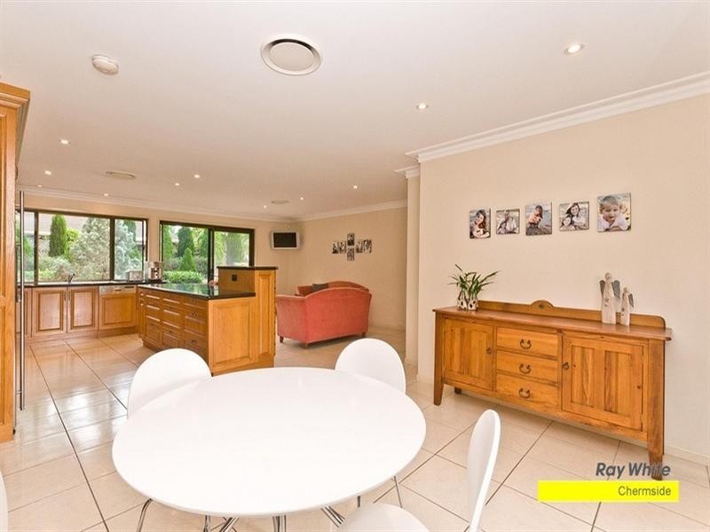 11 Quaver Court, Bridgeman Downs QLD 4035