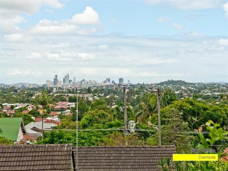 18 Bowd Parade, Wavell Heights QLD 4012