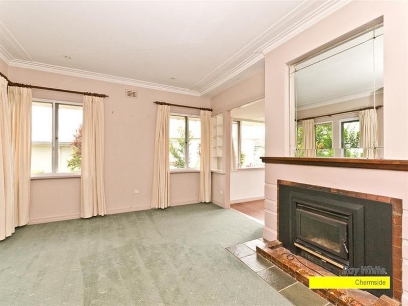 18 Bowd Parade, Wavell Heights QLD 4012