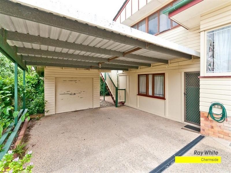 18 Bowd Parade, Wavell Heights QLD 4012