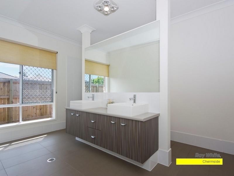 52 Strowe Place, Bracken Ridge QLD 4017